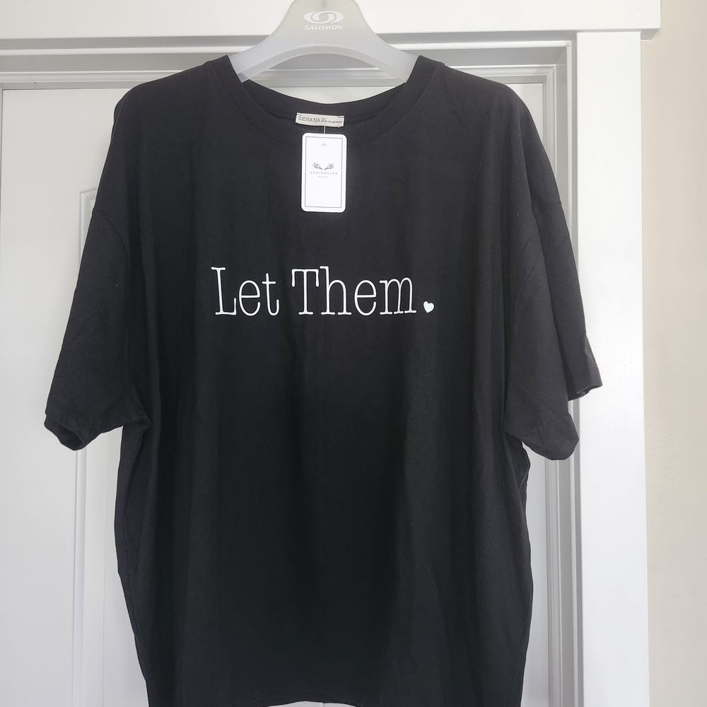 Plus Size 3X Graphic Tees (2)